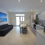 Hily\'S House